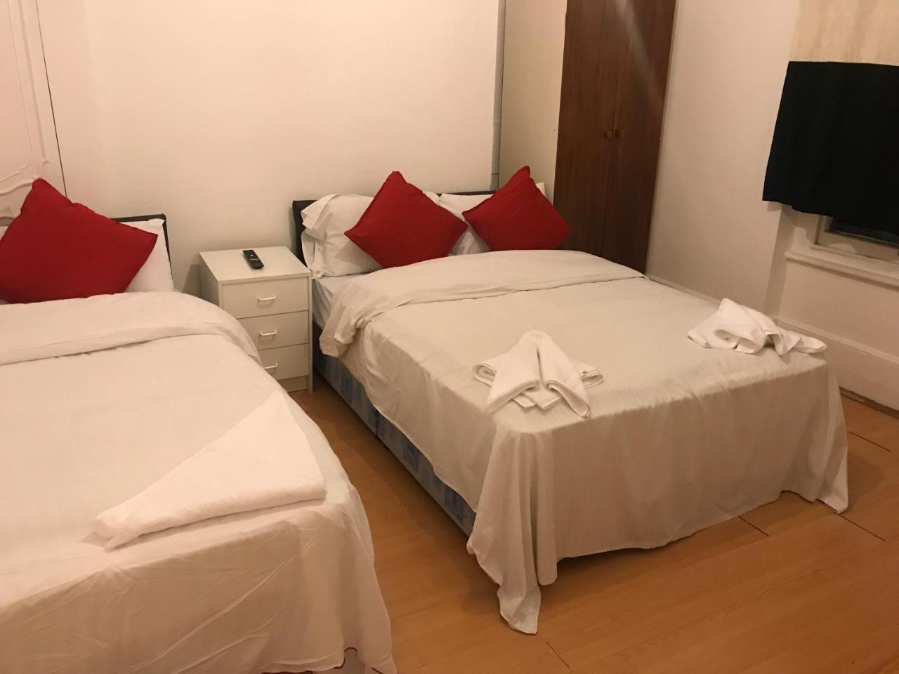 לונדון Poplar Guest House מראה חיצוני תמונה