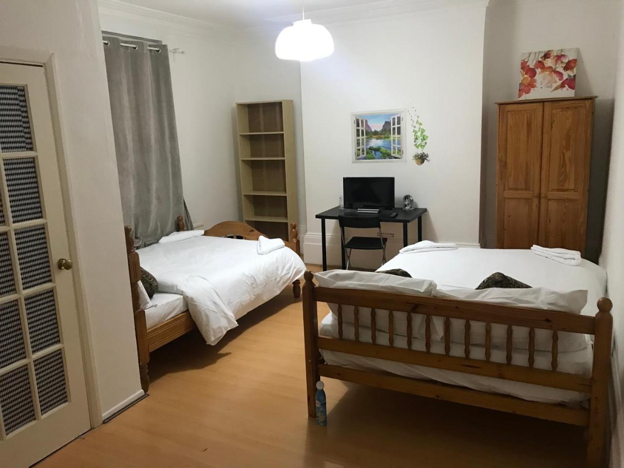 לונדון Poplar Guest House מראה חיצוני תמונה