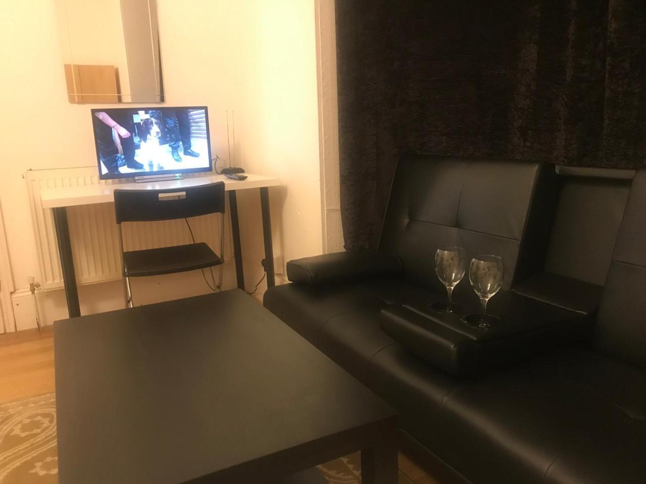 לונדון Poplar Guest House מראה חיצוני תמונה